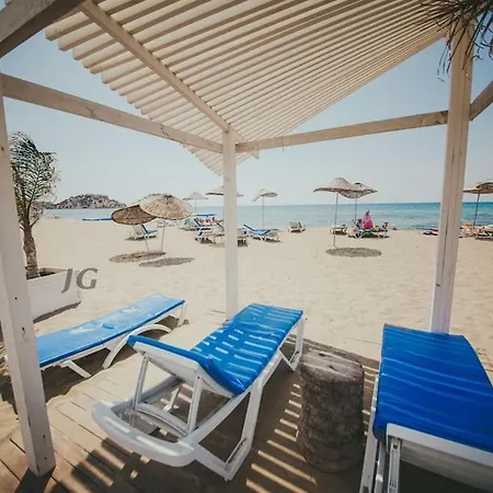 двухкомнатные в жилом комплексе Caesar Blue Helena G2