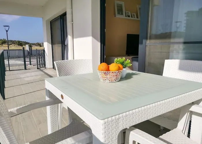 двухкомнатные в жилом комплексе Caesar Blue Helena G2 アパート