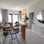 двухкомнатные в жилом комплексе Caesar Blue Helena G2 Apartment *