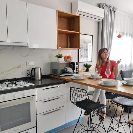 Apartament двухкомнатные в жилом комплексе Caesar Blue Helena G2 *